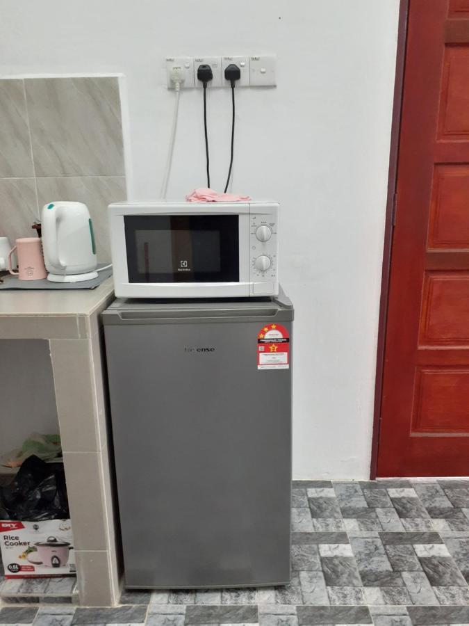 Homestay Idaman B B With 2 Room Aircond 2 Quen Bed And Not Sharing Room -Privacy クアラ・トレンガヌ エクステリア 写真