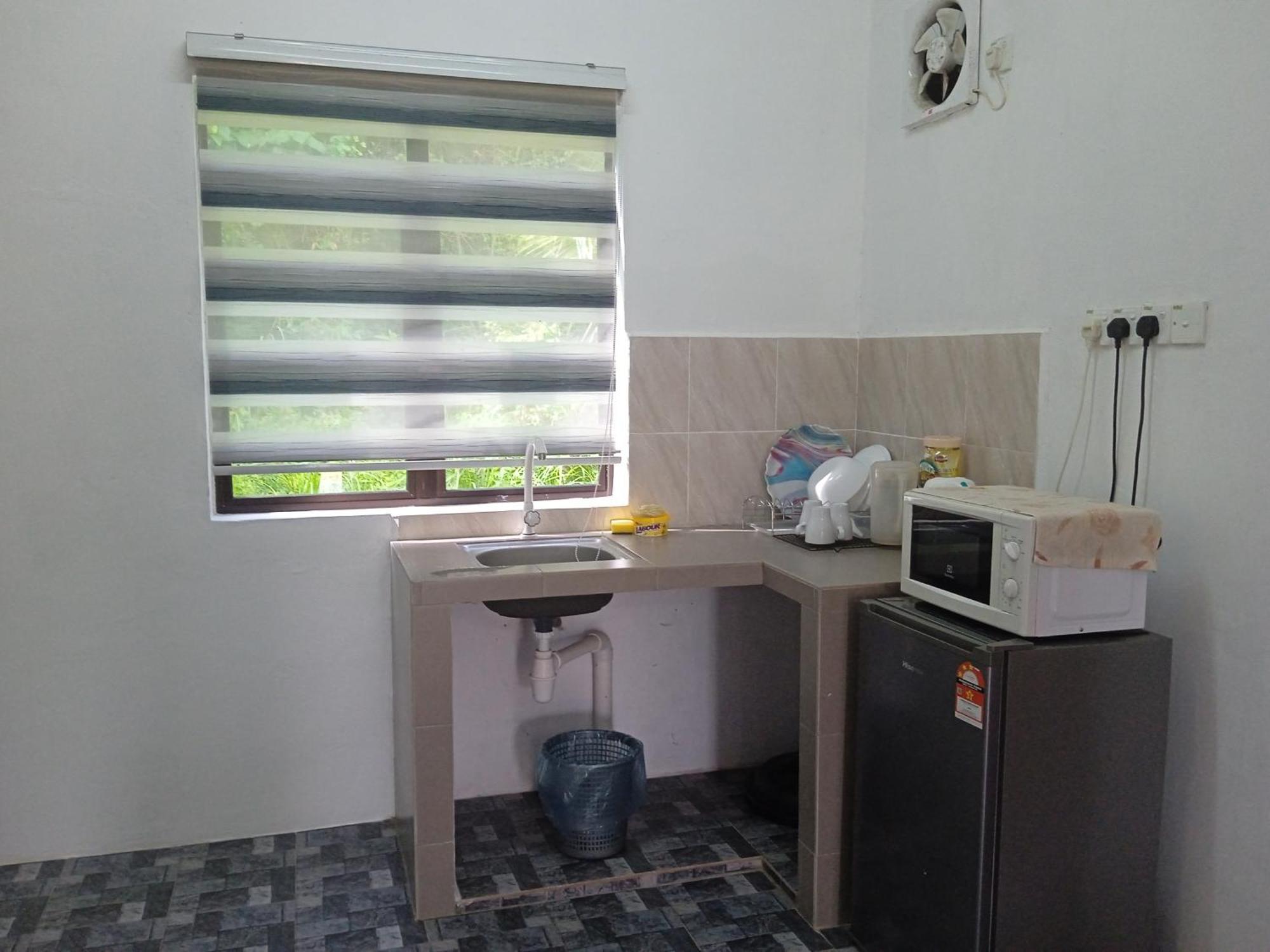 Homestay Idaman B B With 2 Room Aircond 2 Quen Bed And Not Sharing Room -Privacy クアラ・トレンガヌ エクステリア 写真